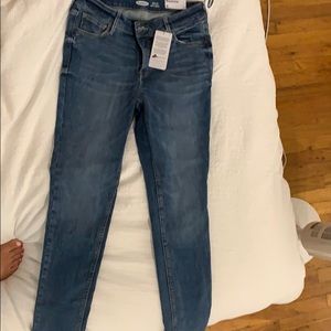 Never worn Old Navy jeans